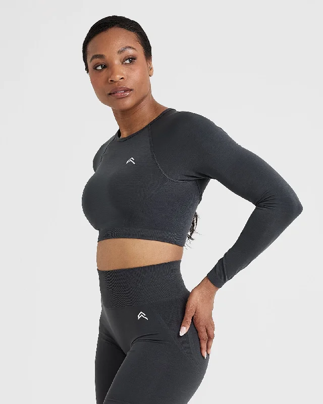 Effortless Seamless Long Sleeve Crop Top | Coal