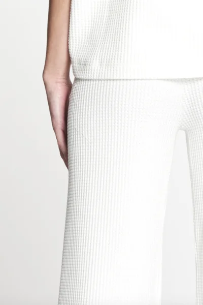 Relaxed fit structured flared pants - White